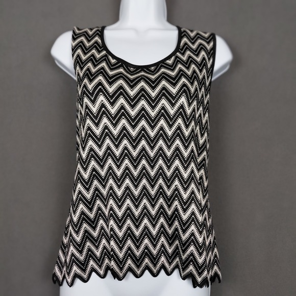 Classiques Entier Tops - Nordstrom Classiques Entier Womens L Black White Chevron Zig Zag Knit Tank Top
